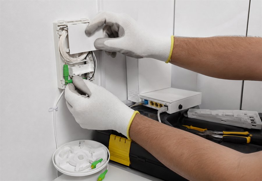 Imagen de Telecomunicaciones y antenas: trabajo en curso - Aviso técnico